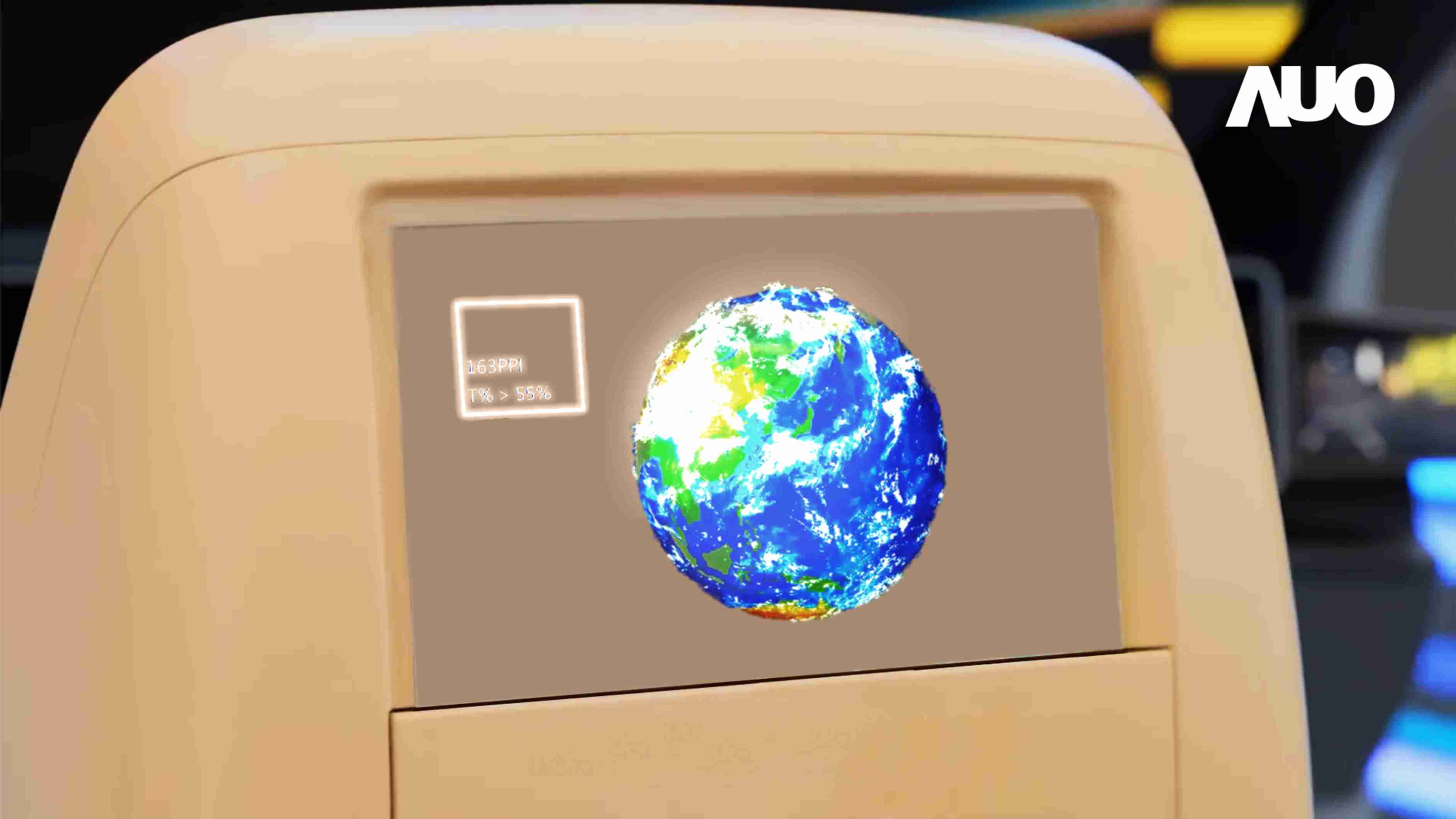 口袋牛店突破设计与制程挑战，，，，推出全球最高分辨率163ppi的13.5吋透明Micro LED面板，，，并积极布局智能车市场，，以期拓展透明显示应用的可能性