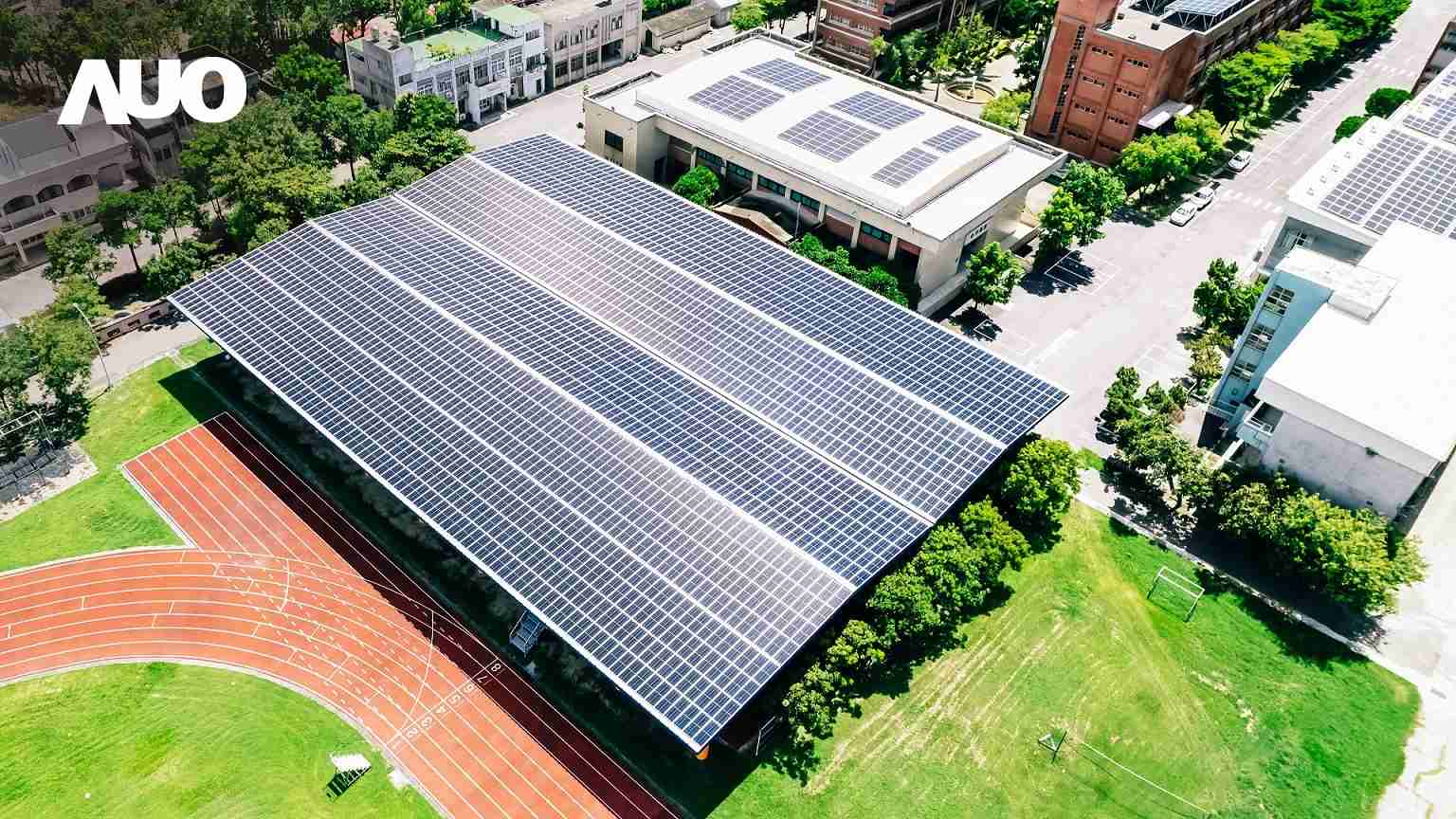 口袋牛店SunSteel光电整合型浪板具备快速安装、、、轻量化优势，，，可提升15%发电效能，，通过国际IEC与台湾VPC认证安全、、、、防漏、、耐候标准